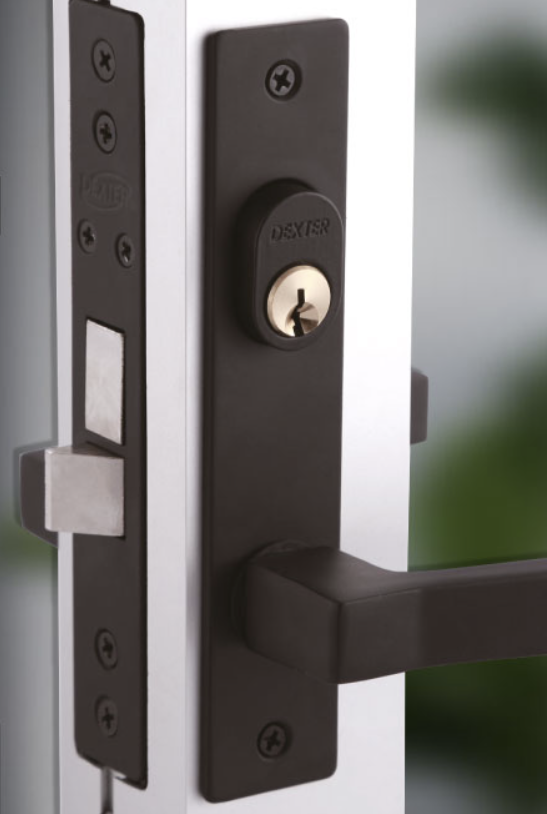 CHAPA CERRADURA PARA PERFILES DE ALUMINIO CAFE